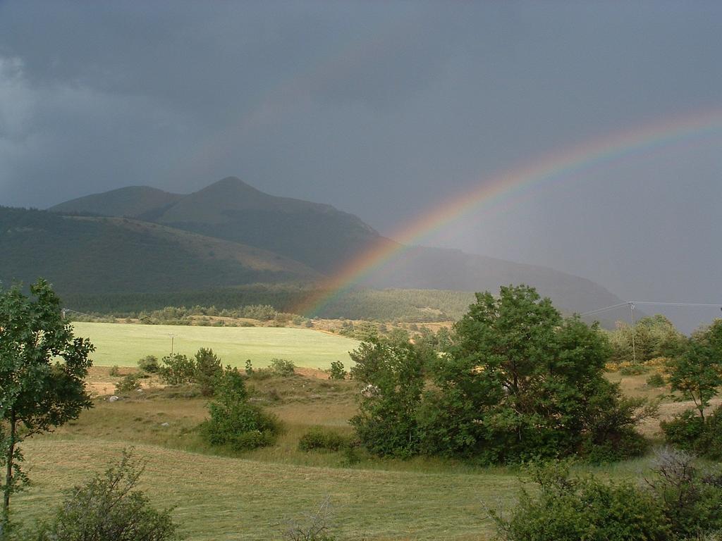 Le Clos de Lumière La Roche-des-Arnauds Esterno foto